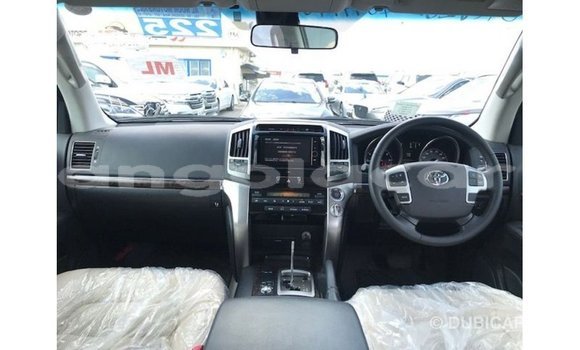 Comprar Importar Toyota Land Cruiser Preto Carro em Import - Dubai em Bengo Province Comprar Importar Toyota Land Cruiser Preto Carro em Import - Dubai em Bengo Province