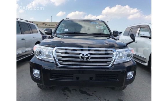 Comprar Importar Toyota Land Cruiser Preto Carro em Import - Dubai em Bengo Province Comprar Importar Toyota Land Cruiser Preto Carro em Import - Dubai em Bengo Province