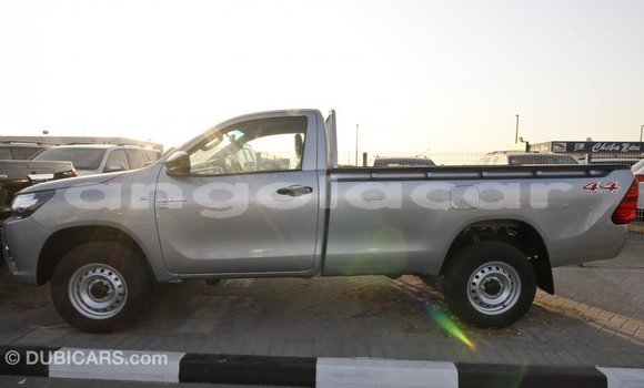 Comprar Importar Toyota Hilux Outro Carro em Import - Dubai em Bengo Province Comprar Importar Toyota Hilux Outro Carro em Import - Dubai em Bengo Province