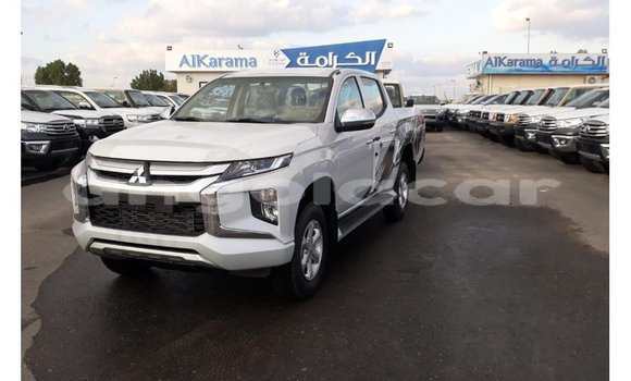 Buy Import Mitsubishi L200 White Car in Import - Dubai in Bengo Province Buy Import Mitsubishi L200 White Car in Import - Dubai in Bengo Province