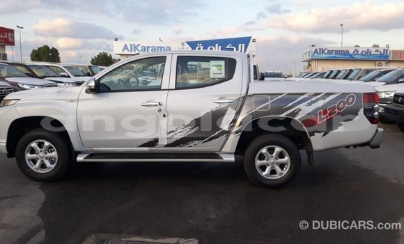 Buy Import Mitsubishi L200 White Car in Import - Dubai in Bengo Province Buy Import Mitsubishi L200 White Car in Import - Dubai in Bengo Province