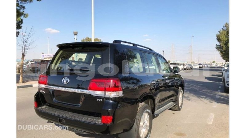 Big with watermark toyota land cruiser bengo province import dubai 6614