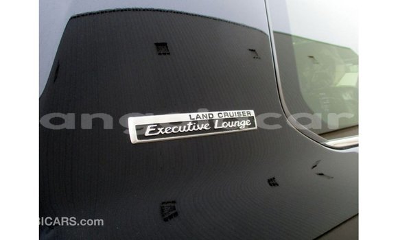 Buy Import Toyota Land Cruiser Black Car in Import - Dubai in Bengo Province Buy Import Toyota Land Cruiser Black Car in Import - Dubai in Bengo Province