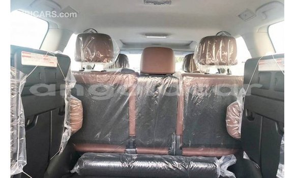 Buy Import Toyota Land Cruiser Black Car in Import - Dubai in Bengo Province Buy Import Toyota Land Cruiser Black Car in Import - Dubai in Bengo Province