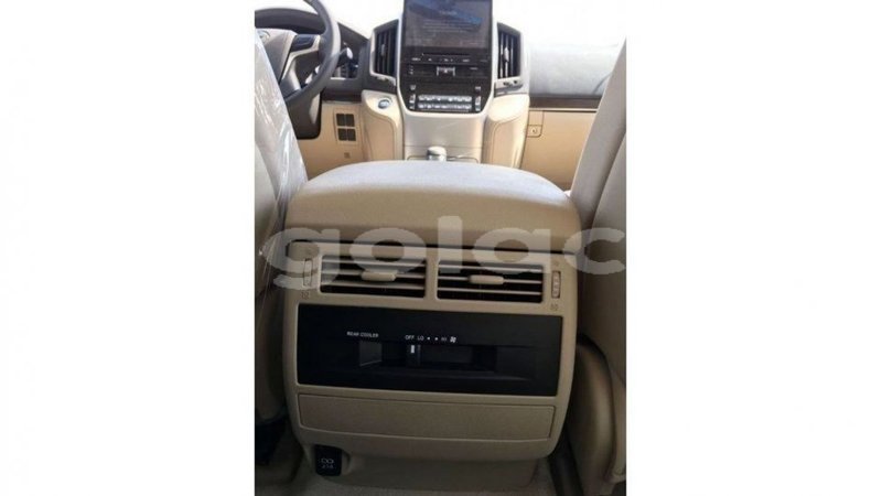 Big with watermark toyota land cruiser bengo province import dubai 6620