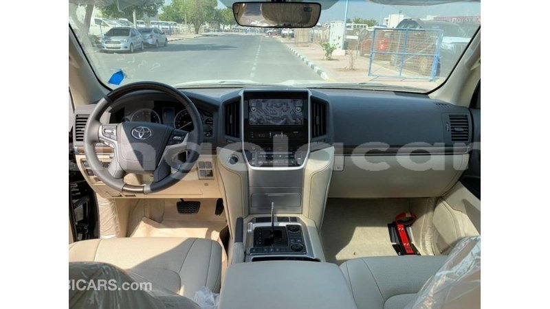 Big with watermark toyota land cruiser bengo province import dubai 6622