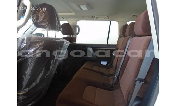 Buy Import Toyota Land Cruiser Other Car in Import - Dubai in Bengo Province Buy Import Toyota Land Cruiser Other Car in Import - Dubai in Bengo Province
