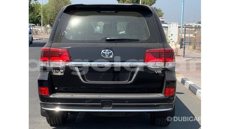 Big with watermark toyota land cruiser bengo province import dubai 6626