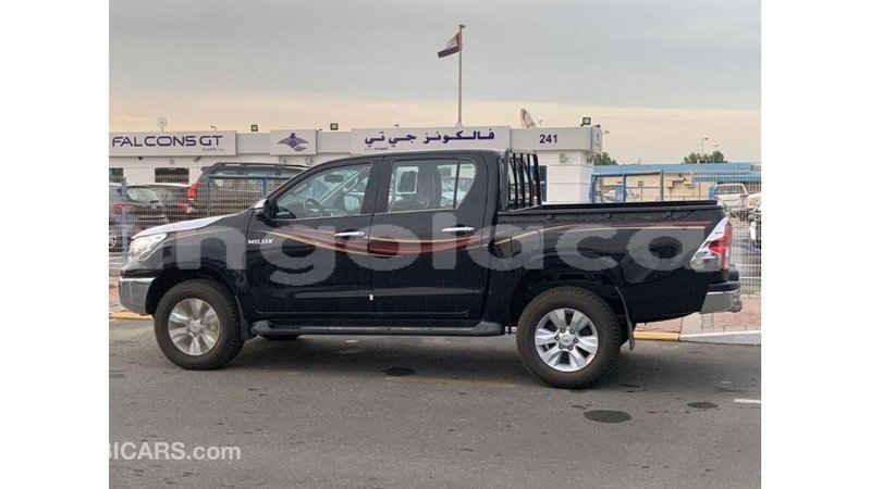 Big with watermark toyota hilux bengo province import dubai 6628
