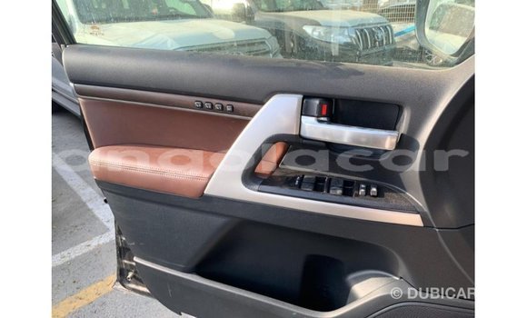 Buy Import Toyota Land Cruiser Black Car in Import - Dubai in Bengo Province Buy Import Toyota Land Cruiser Black Car in Import - Dubai in Bengo Province