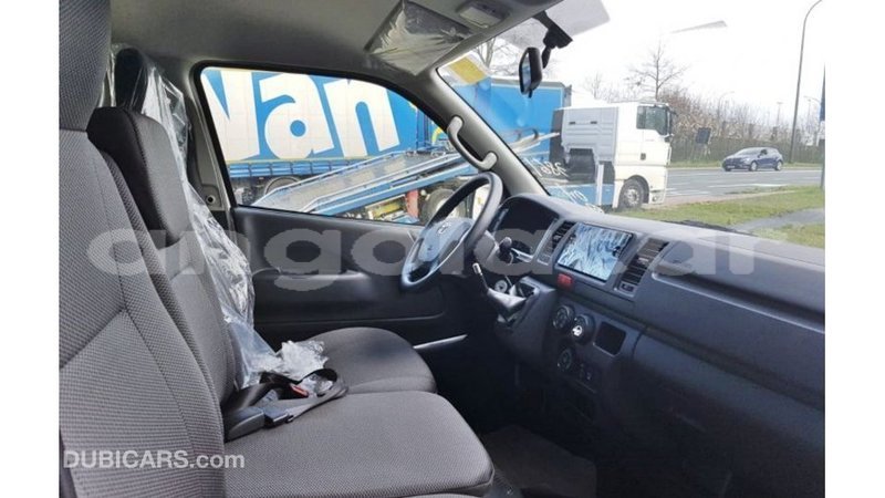 Big with watermark toyota hiace bengo province import dubai 6630