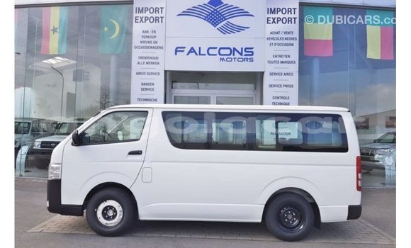 Buy Import Toyota Hiace White Car in Import - Dubai in Bengo Province Buy Import Toyota Hiace White Car in Import - Dubai in Bengo Province