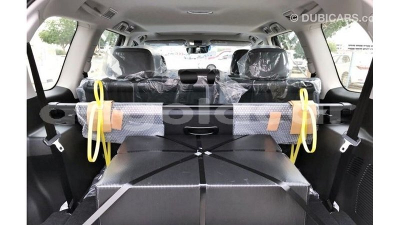 Big with watermark toyota prado bengo province import dubai 6636