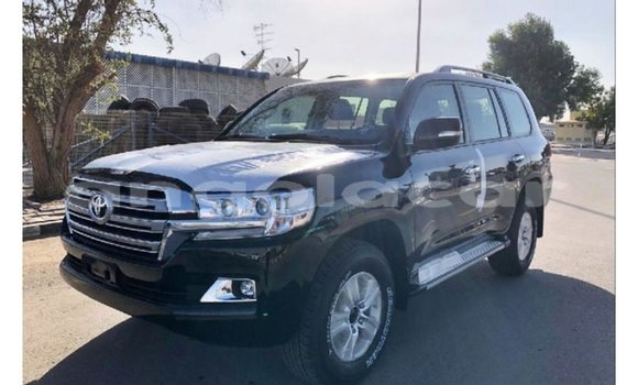Buy Import Toyota Land Cruiser Black Car in Import - Dubai in Bengo Province Buy Import Toyota Land Cruiser Black Car in Import - Dubai in Bengo Province