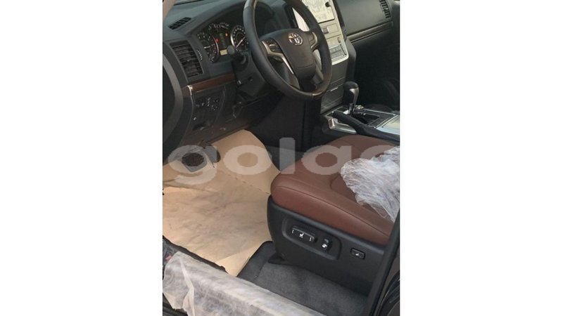 Big with watermark toyota land cruiser bengo province import dubai 6637