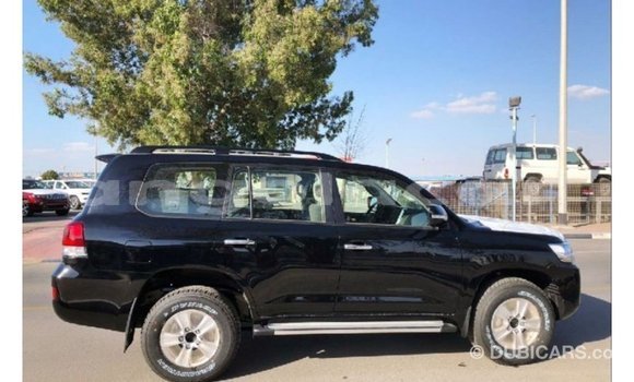 Buy Import Toyota Land Cruiser Black Car in Import - Dubai in Bengo Province Buy Import Toyota Land Cruiser Black Car in Import - Dubai in Bengo Province