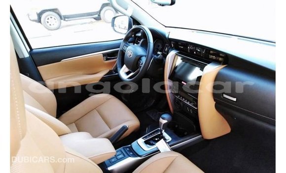 Buy Import Toyota Fortuner White Car in Import - Dubai in Bengo Province Buy Import Toyota Fortuner White Car in Import - Dubai in Bengo Province