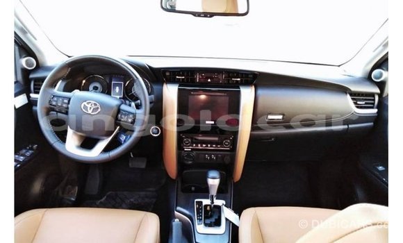 Buy Import Toyota Fortuner White Car in Import - Dubai in Bengo Province Buy Import Toyota Fortuner White Car in Import - Dubai in Bengo Province