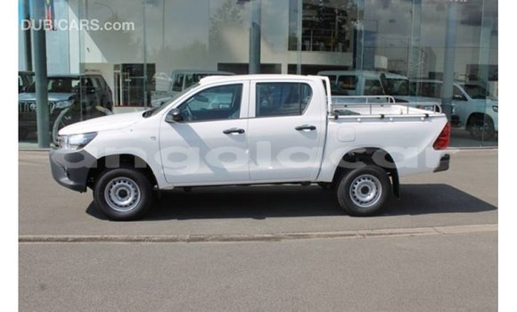 Buy Import Toyota Hilux White Car in Import - Dubai in Bengo Province Buy Import Toyota Hilux White Car in Import - Dubai in Bengo Province