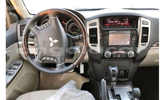Buy Import Mitsubishi Pajero Black Car in Import - Dubai in Bengo Province Buy Import Mitsubishi Pajero Black Car in Import - Dubai in Bengo Province