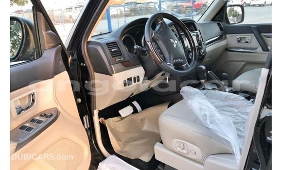 Buy Import Mitsubishi Pajero Black Car in Import - Dubai in Bengo Province Buy Import Mitsubishi Pajero Black Car in Import - Dubai in Bengo Province