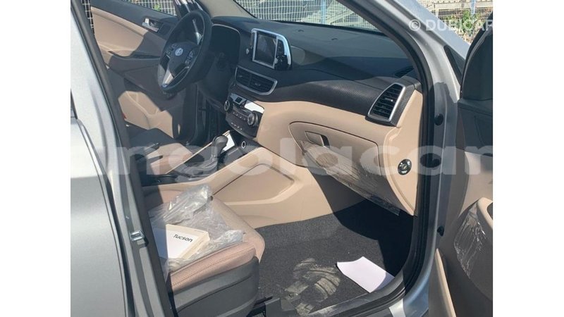 Big with watermark hyundai tucson bengo province import dubai 6647