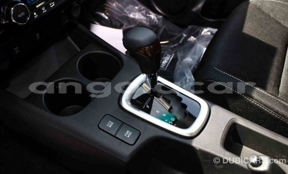 Buy Import Toyota Hilux White Car in Import - Dubai in Bengo Province Buy Import Toyota Hilux White Car in Import - Dubai in Bengo Province