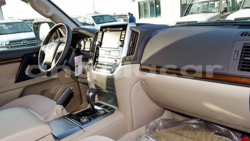 Big with watermark toyota land cruiser bengo province import dubai 6652