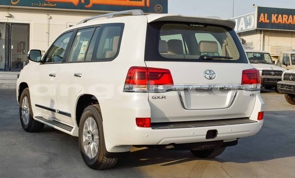 Buy Import Toyota Land Cruiser White Car in Import - Dubai in Bengo Province Buy Import Toyota Land Cruiser White Car in Import - Dubai in Bengo Province