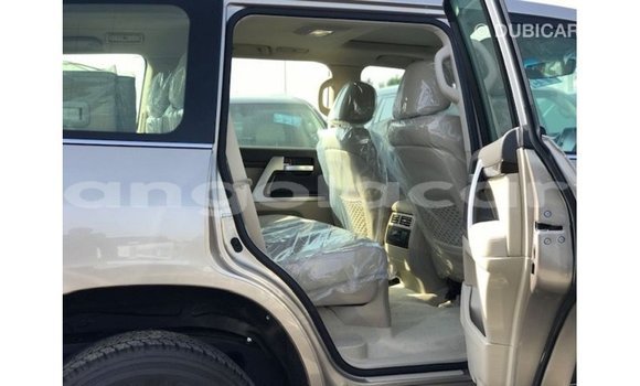 Comprar Importar Toyota Land Cruiser Outro Carro em Import - Dubai em Bengo Province Comprar Importar Toyota Land Cruiser Outro Carro em Import - Dubai em Bengo Province