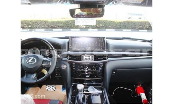 Comprar Importar Lexus LX Branco Carro em Import - Dubai em Bengo Province