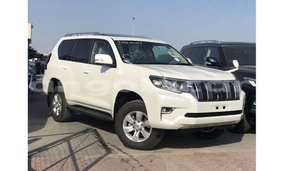 Acheter Import Voiture Toyota Prado Blanc à Import - Dubai, Province de Bengo Acheter Import Voiture Toyota Prado Blanc à Import - Dubai, Province de Bengo
