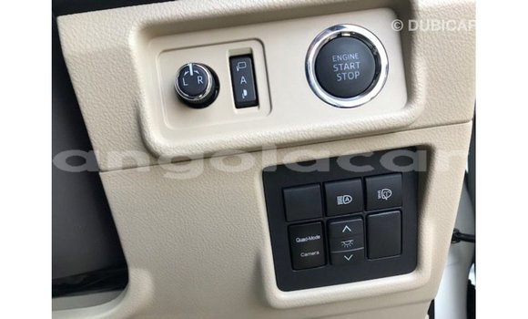 Acheter Import Voiture Toyota Prado Blanc à Import - Dubai, Province de Bengo Acheter Import Voiture Toyota Prado Blanc à Import - Dubai, Province de Bengo