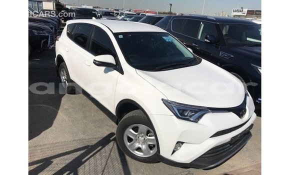 Comprar Importar Toyota 4Runner Branco Carro em Import - Dubai em Bengo Province Comprar Importar Toyota 4Runner Branco Carro em Import - Dubai em Bengo Province