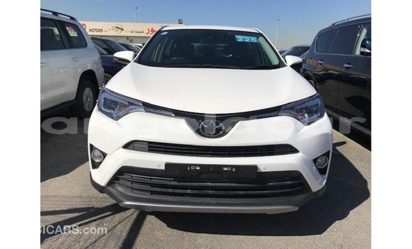 Comprar Importar Toyota 4Runner Branco Carro em Import - Dubai em Bengo Province Comprar Importar Toyota 4Runner Branco Carro em Import - Dubai em Bengo Province