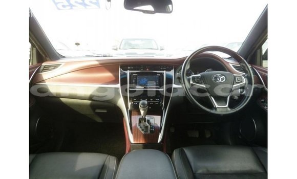 Comprar Importar Toyota Harrier Marrom Carro em Import - Dubai em Bengo Province Comprar Importar Toyota Harrier Marrom Carro em Import - Dubai em Bengo Province