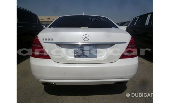 Comprar Importar Mercedes-Benz 190 Branco Carro em Import - Dubai em Bengo Province Comprar Importar Mercedes-Benz 190 Branco Carro em Import - Dubai em Bengo Province