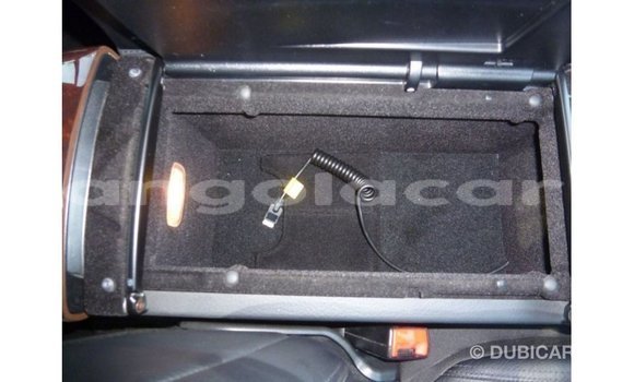 Comprar Importar Mercedes-Benz 190 Branco Carro em Import - Dubai em Bengo Province Comprar Importar Mercedes-Benz 190 Branco Carro em Import - Dubai em Bengo Province