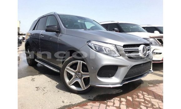 Comprar Importar Mercedes-Benz 250 Outro Carro em Import - Dubai em Bengo Province Comprar Importar Mercedes-Benz 250 Outro Carro em Import - Dubai em Bengo Province