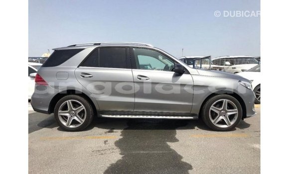 Comprar Importar Mercedes-Benz 250 Outro Carro em Import - Dubai em Bengo Province Comprar Importar Mercedes-Benz 250 Outro Carro em Import - Dubai em Bengo Province