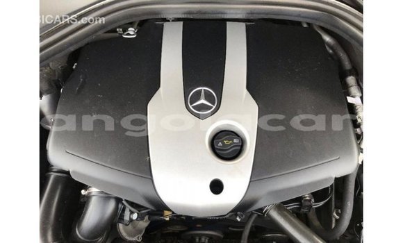 Comprar Importar Mercedes-Benz 250 Outro Carro em Import - Dubai em Bengo Province Comprar Importar Mercedes-Benz 250 Outro Carro em Import - Dubai em Bengo Province