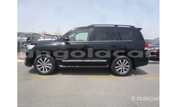 Acheter Import Voiture Toyota Land Cruiser Noir à Import - Dubai, Province de Bengo Acheter Import Voiture Toyota Land Cruiser Noir à Import - Dubai, Province de Bengo