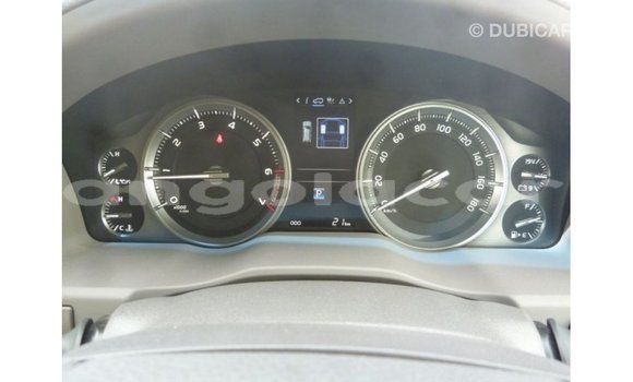 Acheter Import Voiture Toyota Land Cruiser Noir à Import - Dubai, Province de Bengo Acheter Import Voiture Toyota Land Cruiser Noir à Import - Dubai, Province de Bengo