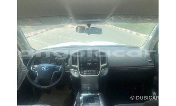 Comprar Importar Toyota Land Cruiser Outro Carro em Import - Dubai em Bengo Province Comprar Importar Toyota Land Cruiser Outro Carro em Import - Dubai em Bengo Province