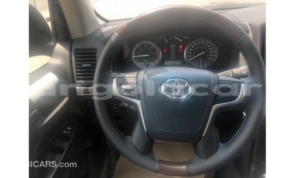 Comprar Importar Toyota Land Cruiser Outro Carro em Import - Dubai em Bengo Province Comprar Importar Toyota Land Cruiser Outro Carro em Import - Dubai em Bengo Province