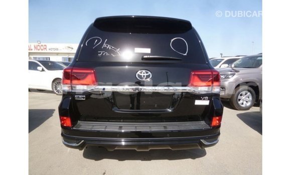 Comprar Importar Toyota Land Cruiser Preto Carro em Import - Dubai em Bengo Province Comprar Importar Toyota Land Cruiser Preto Carro em Import - Dubai em Bengo Province