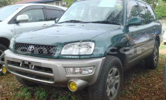 Acheter Occasion Voiture Toyota RAV4 Vert à Luanda, Province de Luanda Acheter Occasion Voiture Toyota RAV4 Vert à Luanda, Province de Luanda