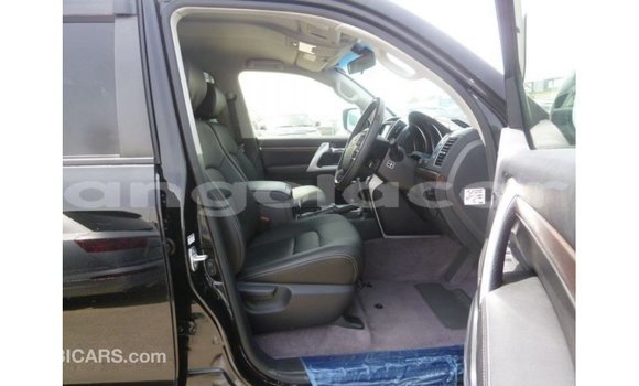 Comprar Importar Toyota Land Cruiser Preto Carro em Import - Dubai em Bengo Province Comprar Importar Toyota Land Cruiser Preto Carro em Import - Dubai em Bengo Province