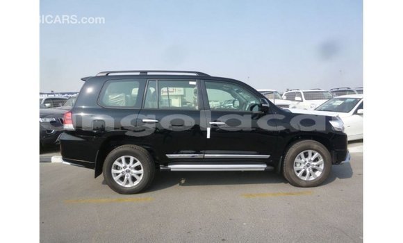 Acheter Import Voiture Toyota Land Cruiser Noir à Import - Dubai, Province de Bengo Acheter Import Voiture Toyota Land Cruiser Noir à Import - Dubai, Province de Bengo