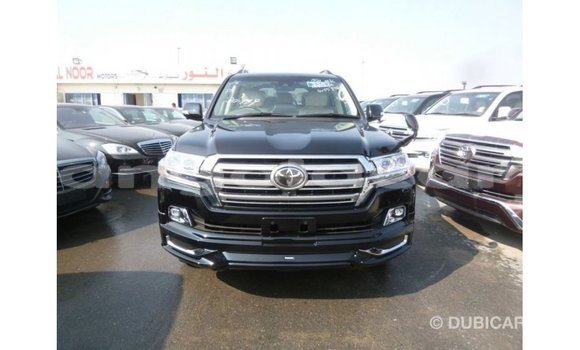Acheter Import Voiture Toyota Land Cruiser Noir à Import - Dubai, Province de Bengo Acheter Import Voiture Toyota Land Cruiser Noir à Import - Dubai, Province de Bengo